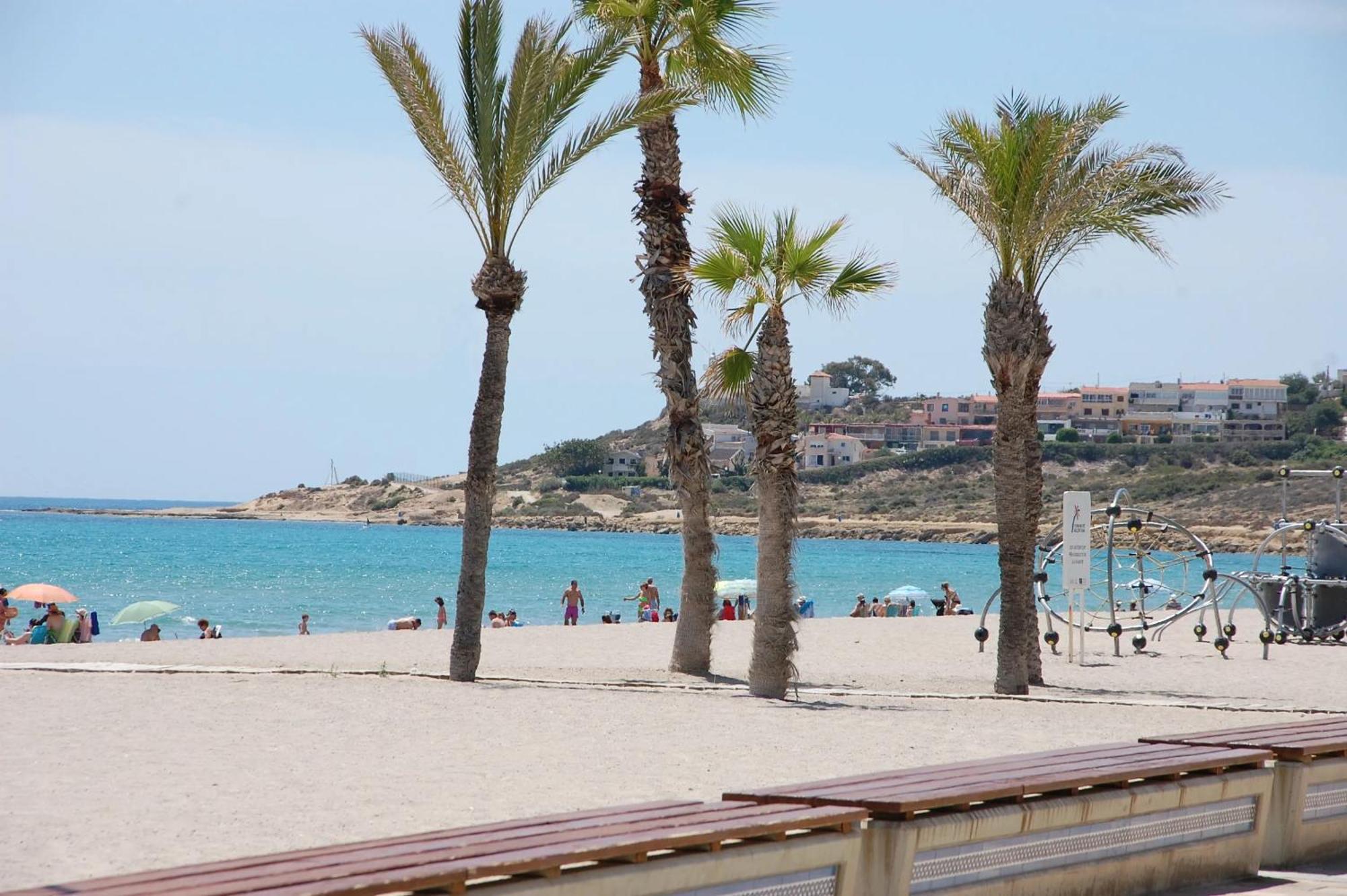 Miraflores Alicante Bagian luar foto